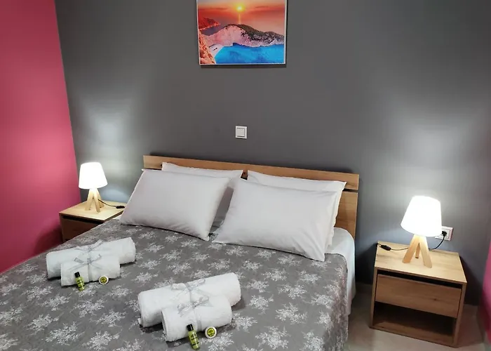 Silver Pearl Potamós